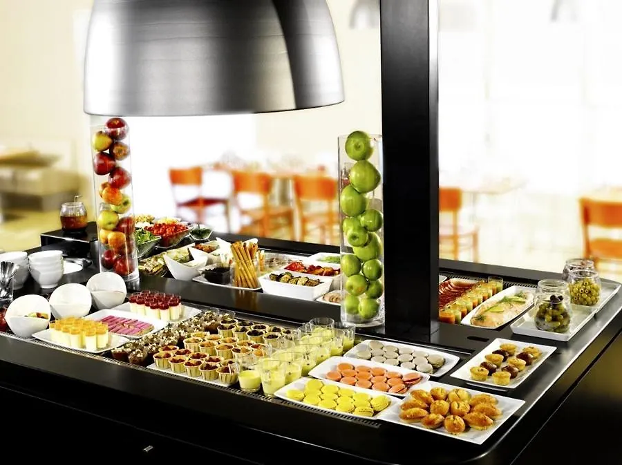 Première Classe Montélimar Les Tourrettes Hotel